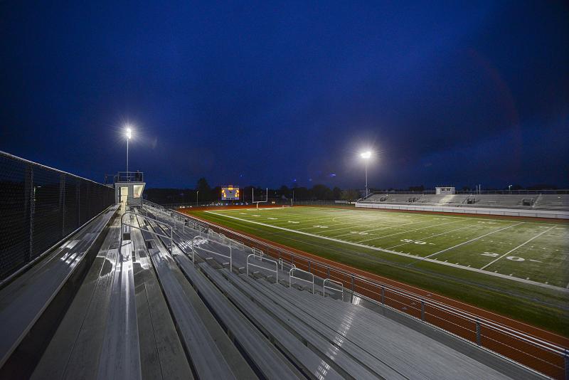 Mist settles on the field during the countdown.